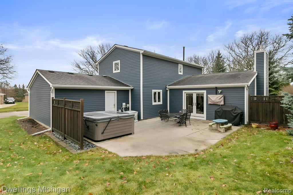 24355 SURFSIDE Road, Novi, MI — Photo 29