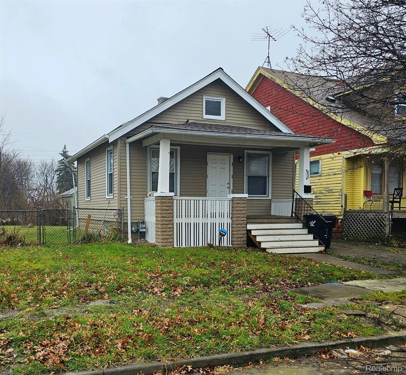 8976 CLARION Street, Detroit, MI 48213 — front exterior