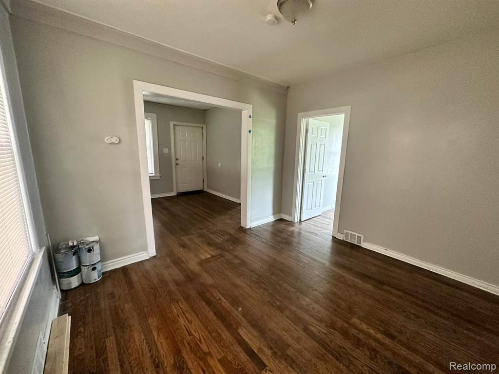 8976 CLARION Street, Detroit, MI 48213 — Photo 8