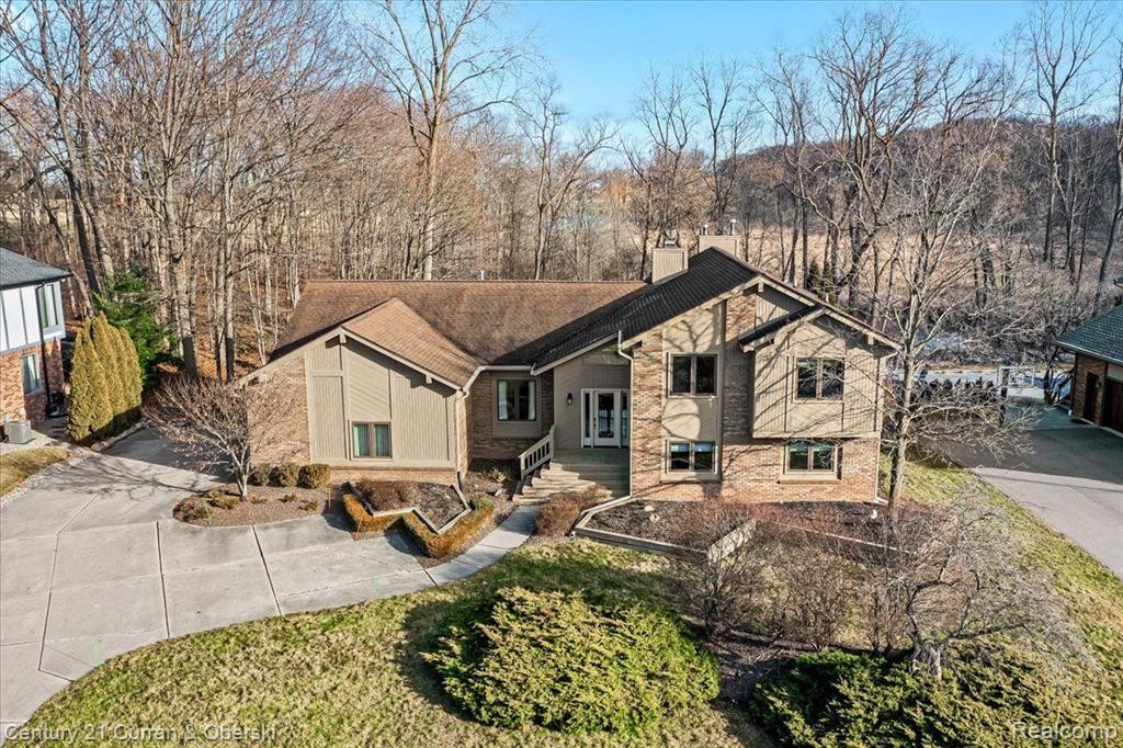 20148 LONGRIDGE Road, Northville, MI 48167 — front exterior
