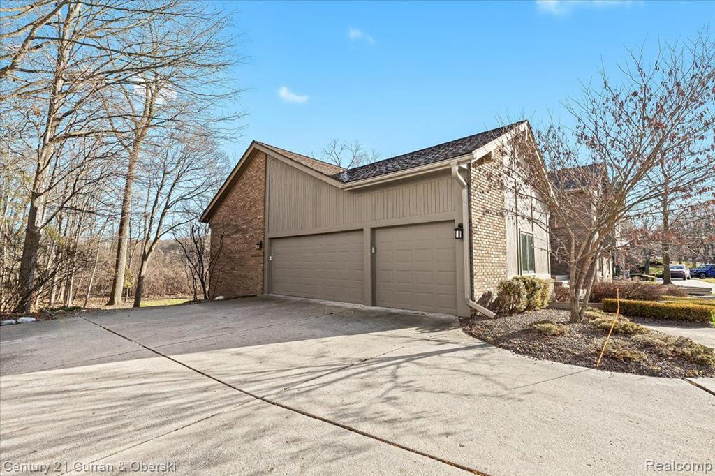 20148 LONGRIDGE Road, Northville, MI 48167 — Photo 4