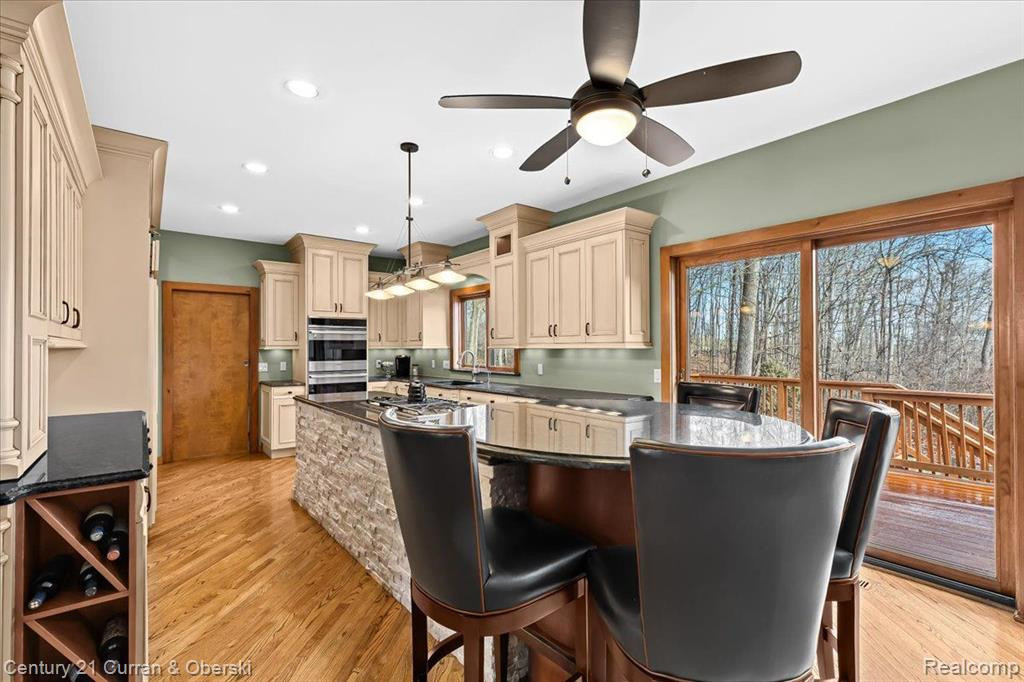 20148 LONGRIDGE Road, Northville, MI 48167 — Photo 10