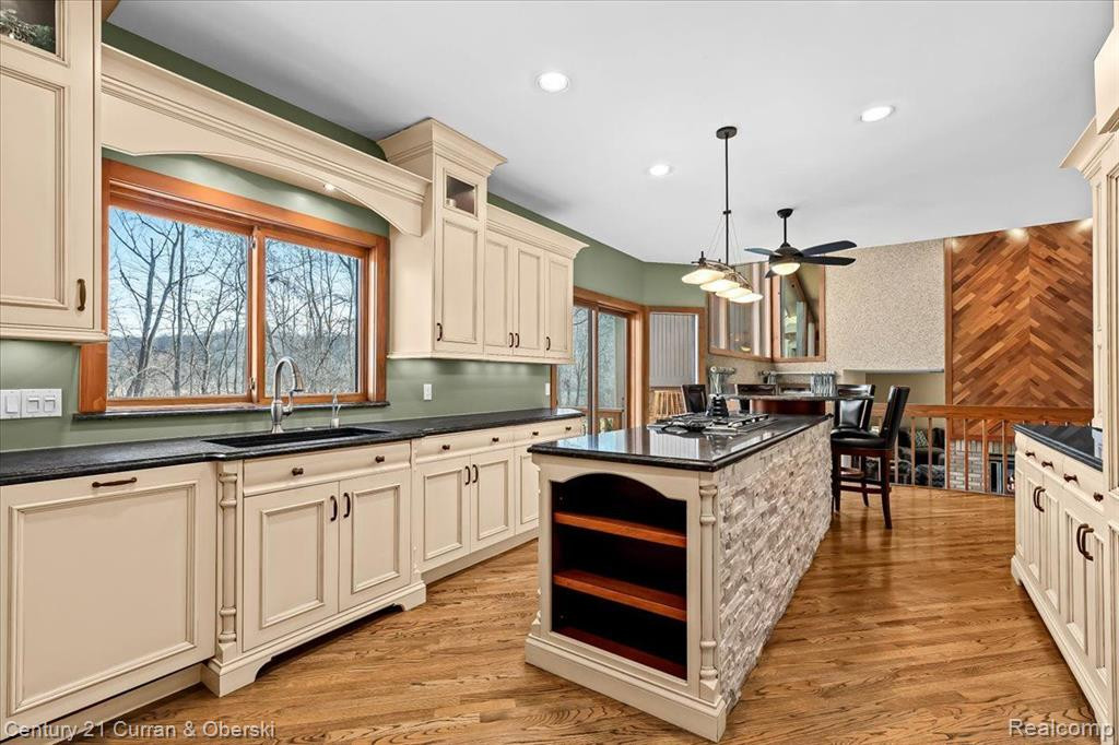 20148 LONGRIDGE Road, Northville, MI 48167 — Photo 13