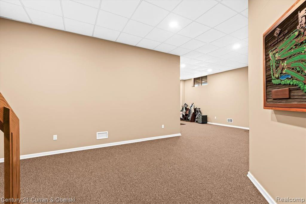 20148 LONGRIDGE Road, Northville, MI 48167 — Photo 37