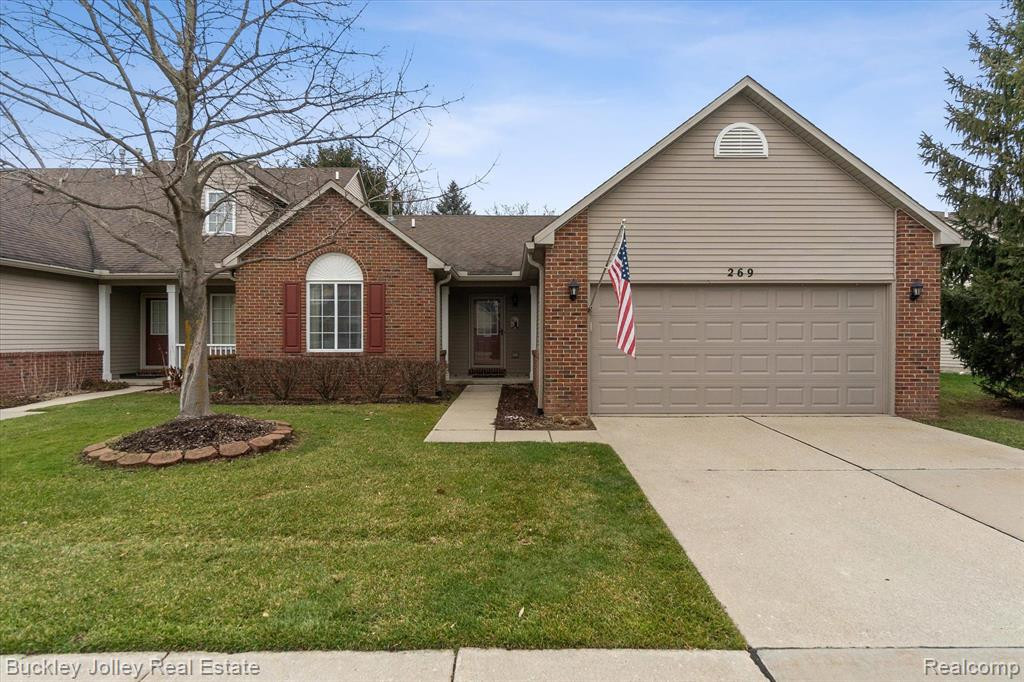 269 REDMAPLE Lane, 19, Brighton, MI 48116 — front exterior