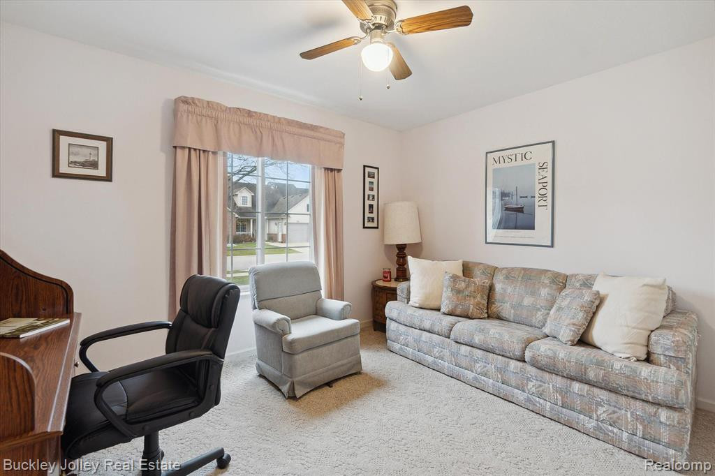 269 REDMAPLE Lane, 19, Brighton, MI 48116 — Photo 11