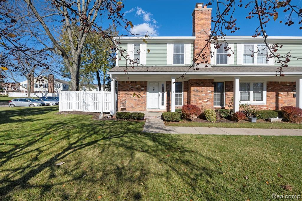 42104 ROSCOMMON Street, Northville, MI 48167 — Photo 21
