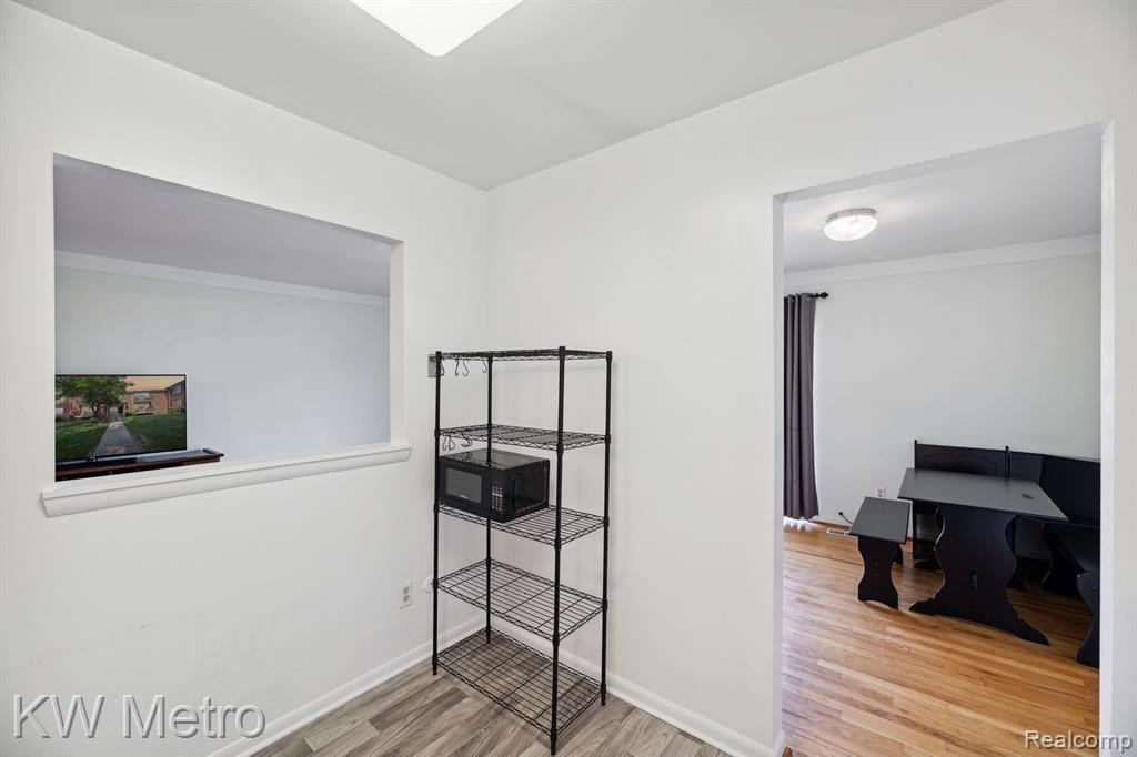 426 FOX HILLS Drive N, A-5, Bloomfield Hills, MI 48304 — Photo 12