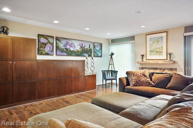 4908 FAIRWAY RIDGE Circle, West Bloomfield, MI 48323 — Photo 9