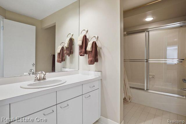 4908 FAIRWAY RIDGE Circle, West Bloomfield, MI 48323 — Photo 36