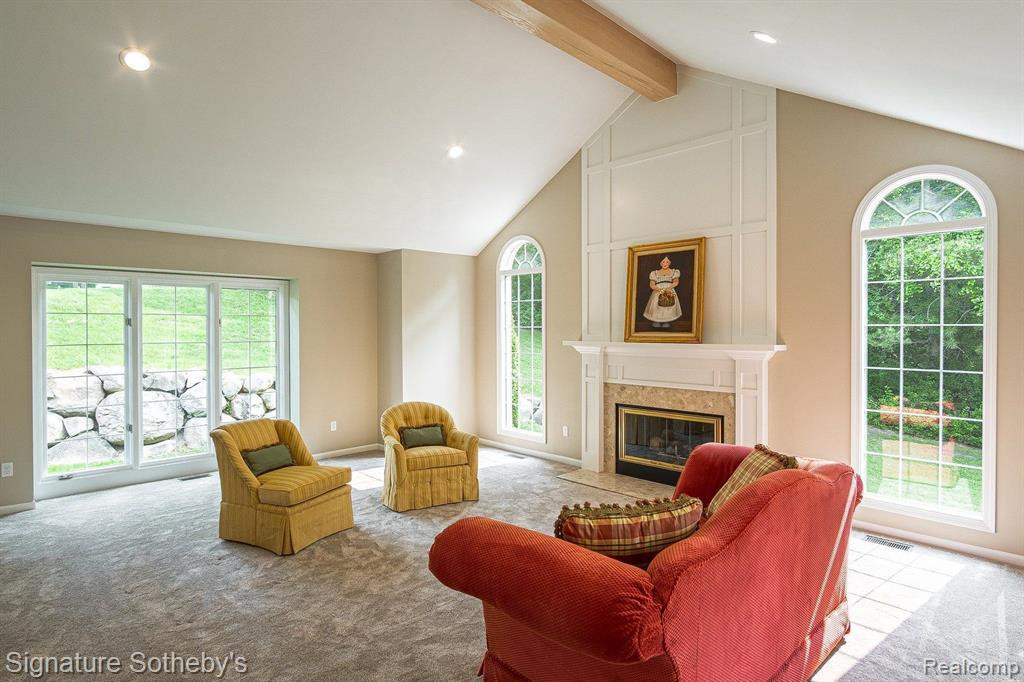 2377 HICKORY GLEN Drive, Bloomfield Hills, MI 48304 — Photo 3