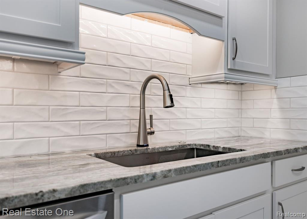 390 CONCORD, Bloomfield Hills, MI 48304 — Photo 13