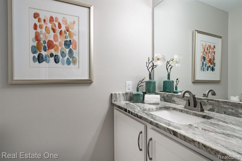 390 CONCORD, Bloomfield Hills, MI 48304 — Photo 18