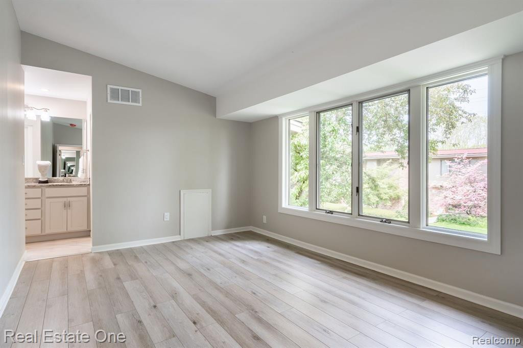 390 CONCORD, Bloomfield Hills, MI 48304 — Photo 21