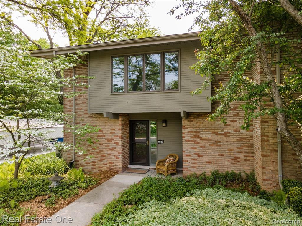 390 CONCORD, Bloomfield Hills, MI 48304 — Photo 33