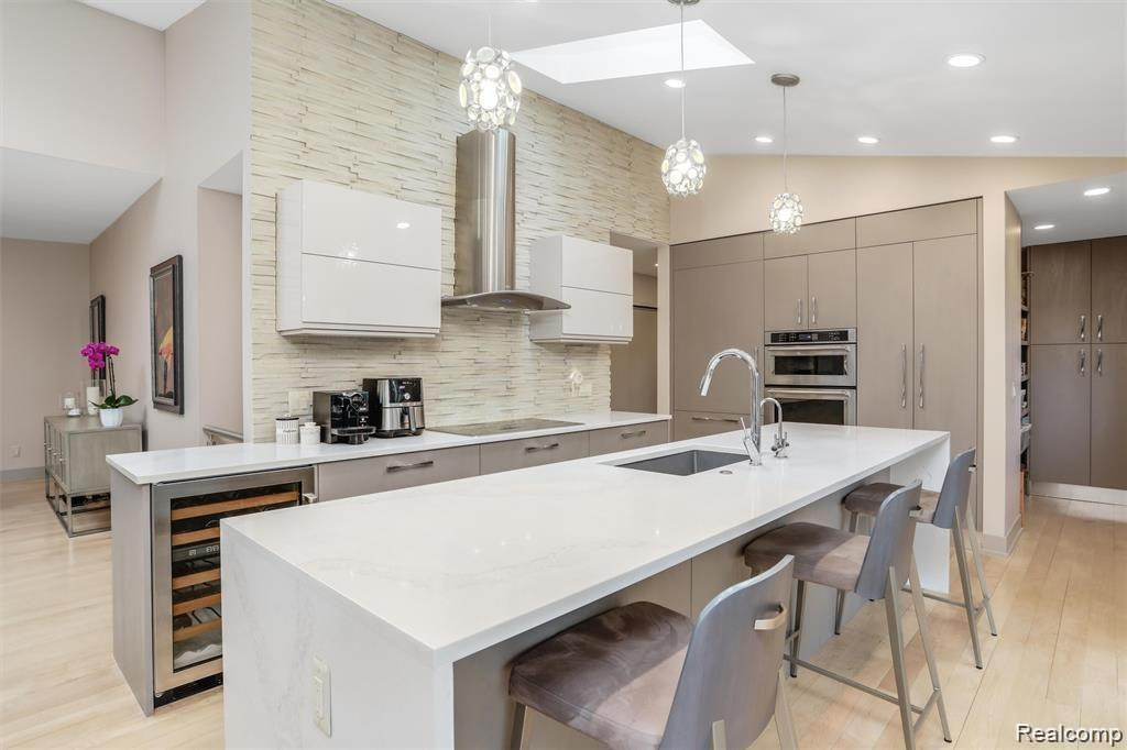 1034 STRATFORD PL, Bloomfield Hills, MI 48304 — Photo 8