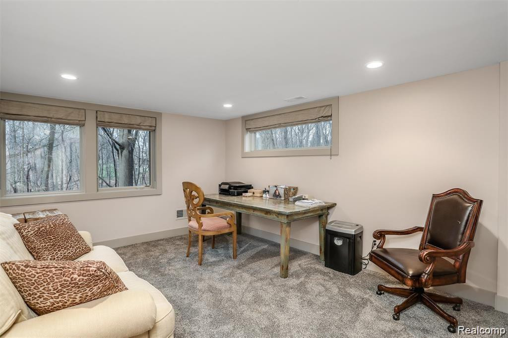 1034 STRATFORD PL, Bloomfield Hills, MI 48304 — Photo 31
