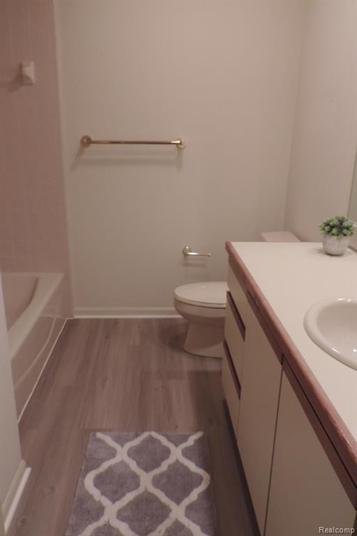 2414 HICKORY GLEN Drive, Bloomfield Hills, MI 48304 — Photo 18