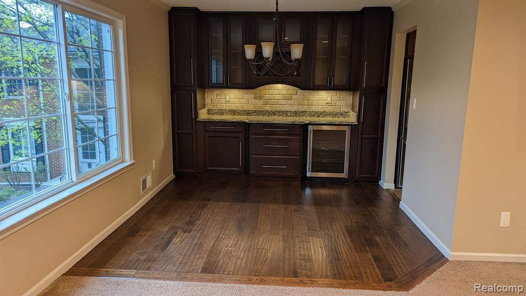 748 E FOX HILLS Drive, Bloomfield Hills, MI 48304 — Photo 24