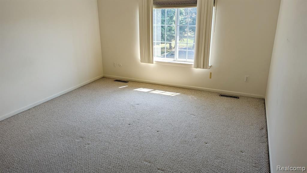 508 FOX HILLS Drive N, A-6, Bloomfield Hills, MI 48304 — Photo 11