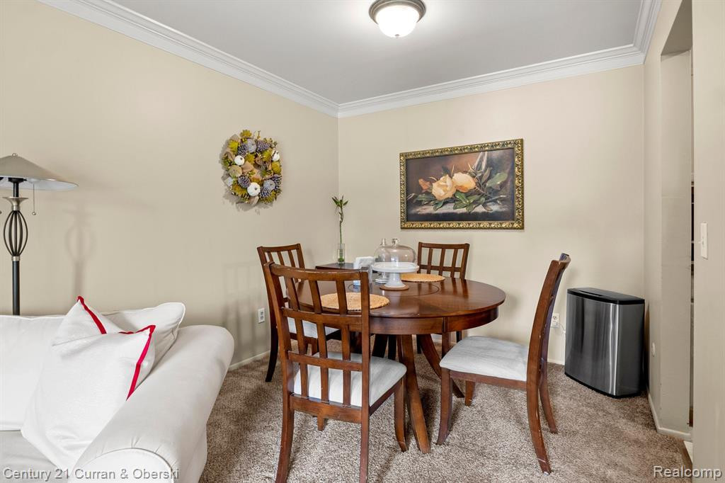 595 E FOX HILLS Drive, UNIT 27, Bloomfield Hills, MI 48304 — Photo 4