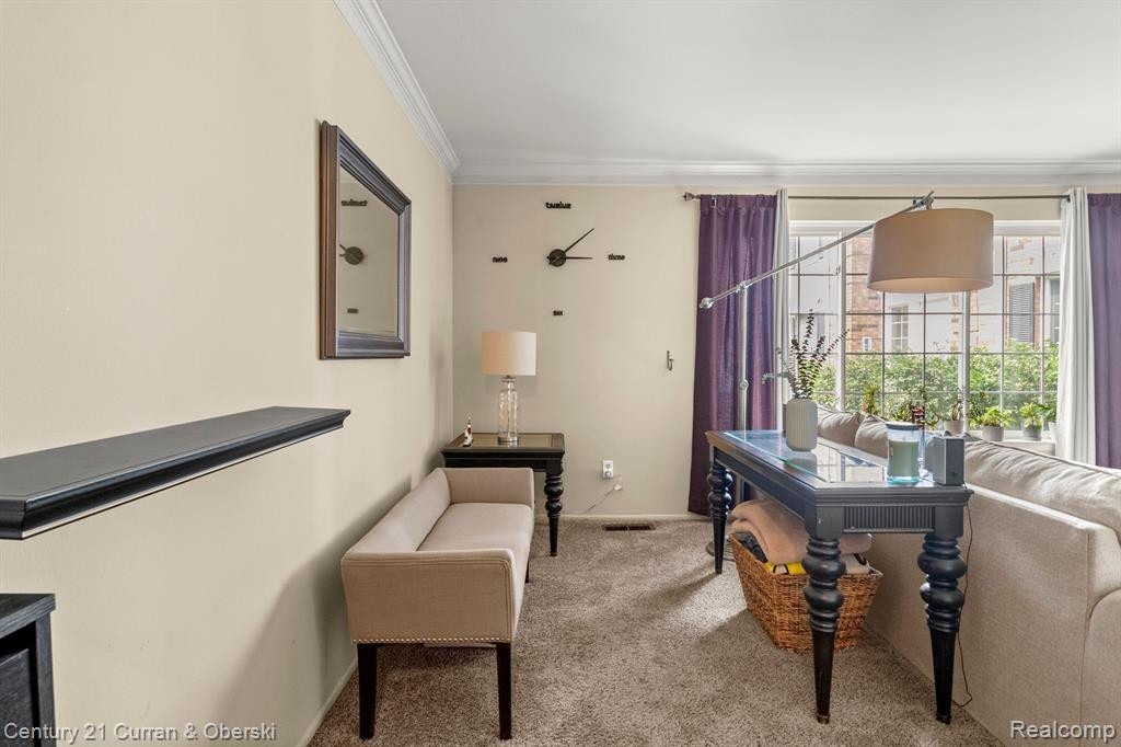 595 E FOX HILLS Drive, UNIT 27, Bloomfield Hills, MI 48304 — Photo 13