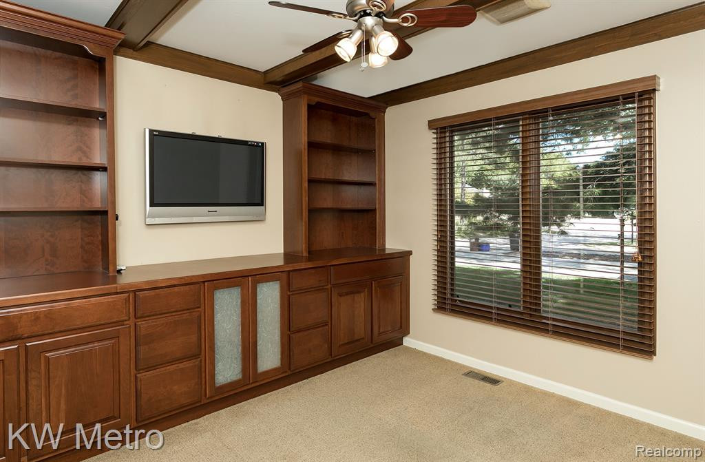 1029 STRATFORD Place, Bloomfield Hills, MI 48304 — Photo 18