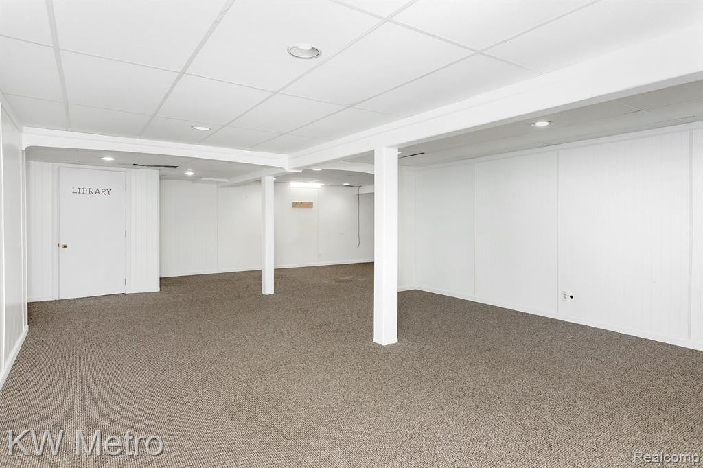 1029 STRATFORD Place, Bloomfield Hills, MI 48304 — Photo 19