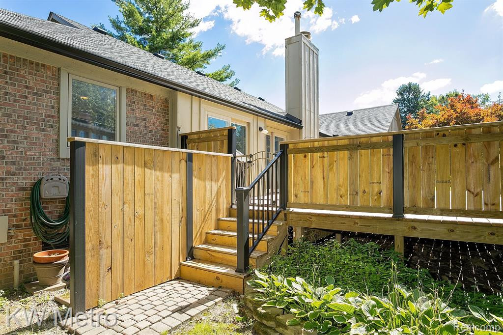 1029 STRATFORD Place, Bloomfield Hills, MI 48304 — Photo 21