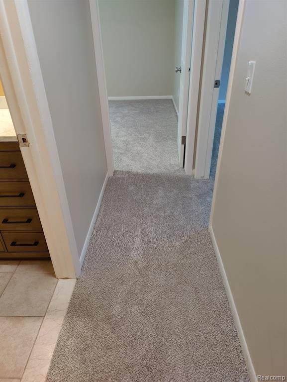 433 S FOX HILLS Drive S, 3, Bloomfield Hills, MI 48304 — Photo 19