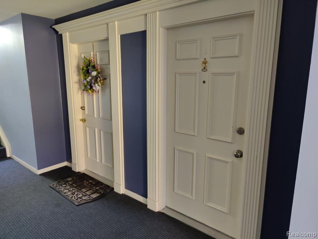 433 S FOX HILLS Drive S, 3, Bloomfield Hills, MI 48304 — Photo 33
