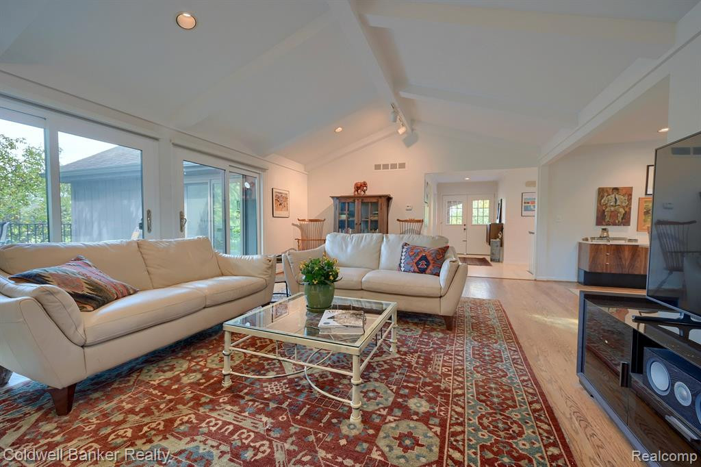 1850 PINE RIDGE Lane, Bloomfield Hills, MI 48302 — Photo 8