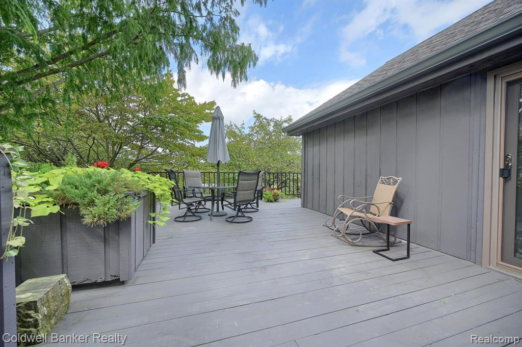 1850 PINE RIDGE Lane, Bloomfield Hills, MI 48302 — Photo 10
