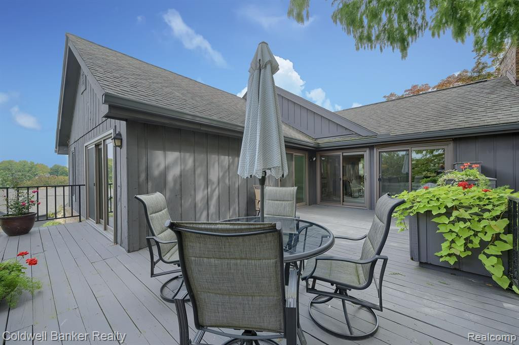 1850 PINE RIDGE Lane, Bloomfield Hills, MI 48302 — Photo 11