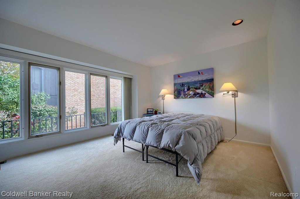 1850 PINE RIDGE Lane, Bloomfield Hills, MI 48302 — Photo 25