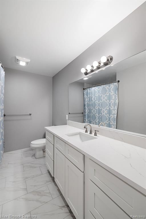 2389 HICKORY GLEN Drive, Bloomfield Hills, MI 48304 — Photo 26