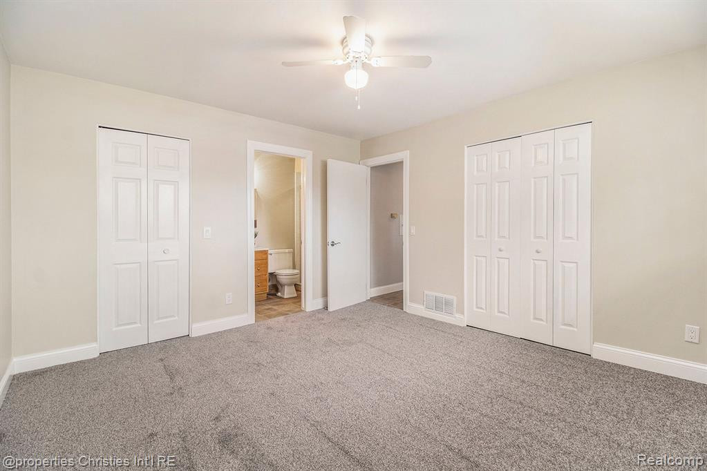 683 E FOX HILLS Drive, Bloomfield Hills, MI 48304 — Photo 11
