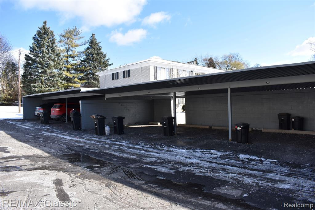 100 W HICKORY GROVE Road, E1, Bloomfield Hills, MI 48304 — Photo 21
