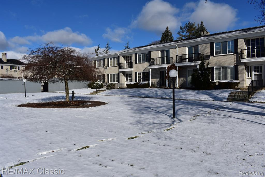 100 W HICKORY GROVE Road, E1, Bloomfield Hills, MI 48304 — Photo 23