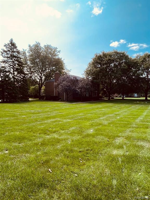 760 E FOX HILLS Drive, Bloomfield Hills, MI 48304 — Photo 4