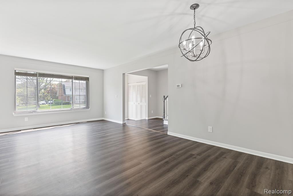 611 FOX HILLS Drive N, Bloomfield Hills, MI 48304 — Photo 5