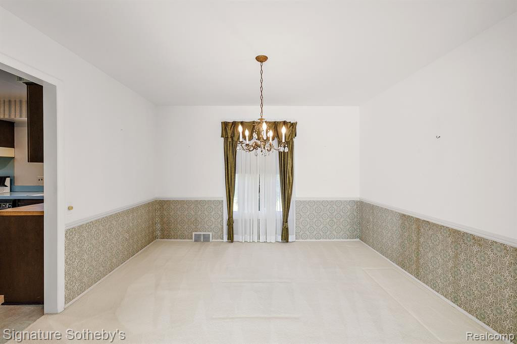 4054 ANTIQUE Lane, Bloomfield Hills, MI 48302 — Photo 12