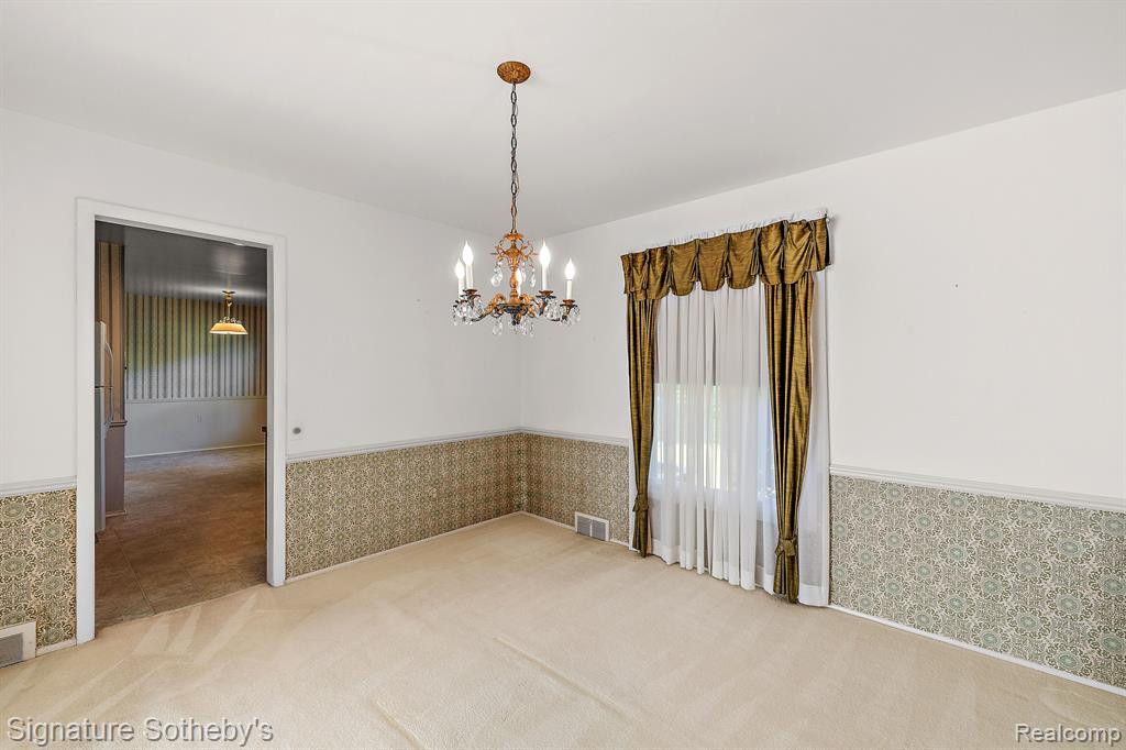 4054 ANTIQUE Lane, Bloomfield Hills, MI 48302 — Photo 13