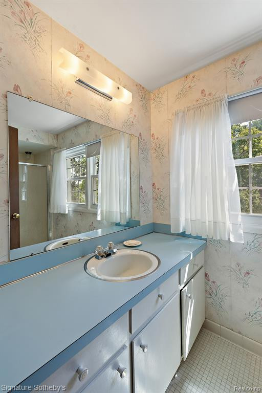 4054 ANTIQUE Lane, Bloomfield Hills, MI 48302 — Photo 33