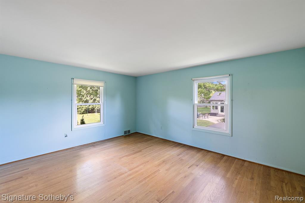 4054 ANTIQUE Lane, Bloomfield Hills, MI 48302 — Photo 35