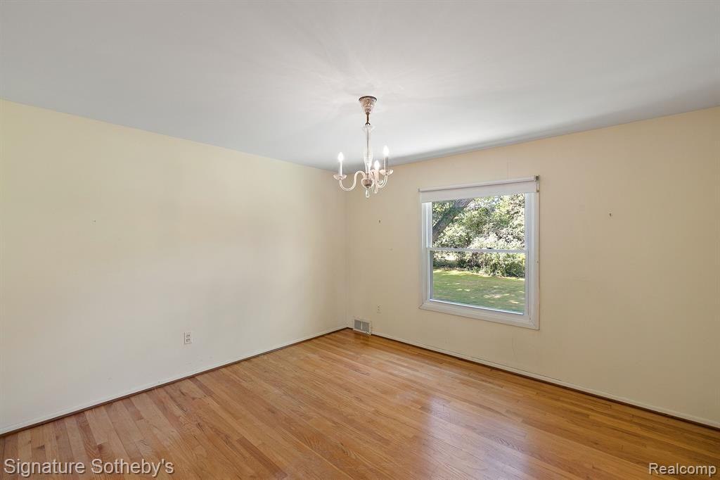 4054 ANTIQUE Lane, Bloomfield Hills, MI 48302 — Photo 39