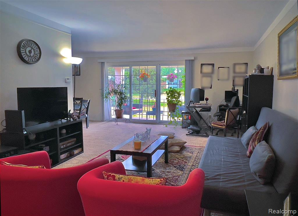 448 FOX HILLS Drive S, 6, Bloomfield Hills, MI 48304 — Photo 8