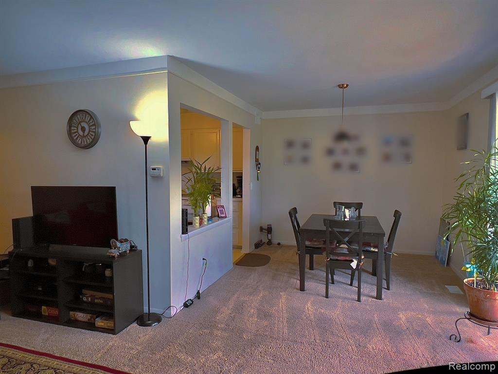 448 FOX HILLS Drive S, 6, Bloomfield Hills, MI 48304 — Photo 11