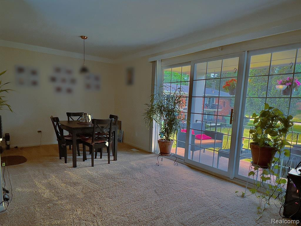448 FOX HILLS Drive S, 6, Bloomfield Hills, MI 48304 — Photo 12