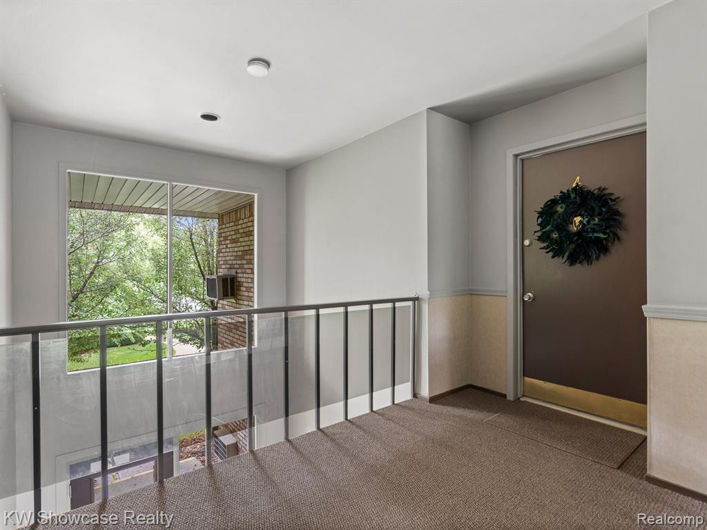 369 CONCORD Place, 4, Bloomfield Hills, MI 48304 — Photo 5